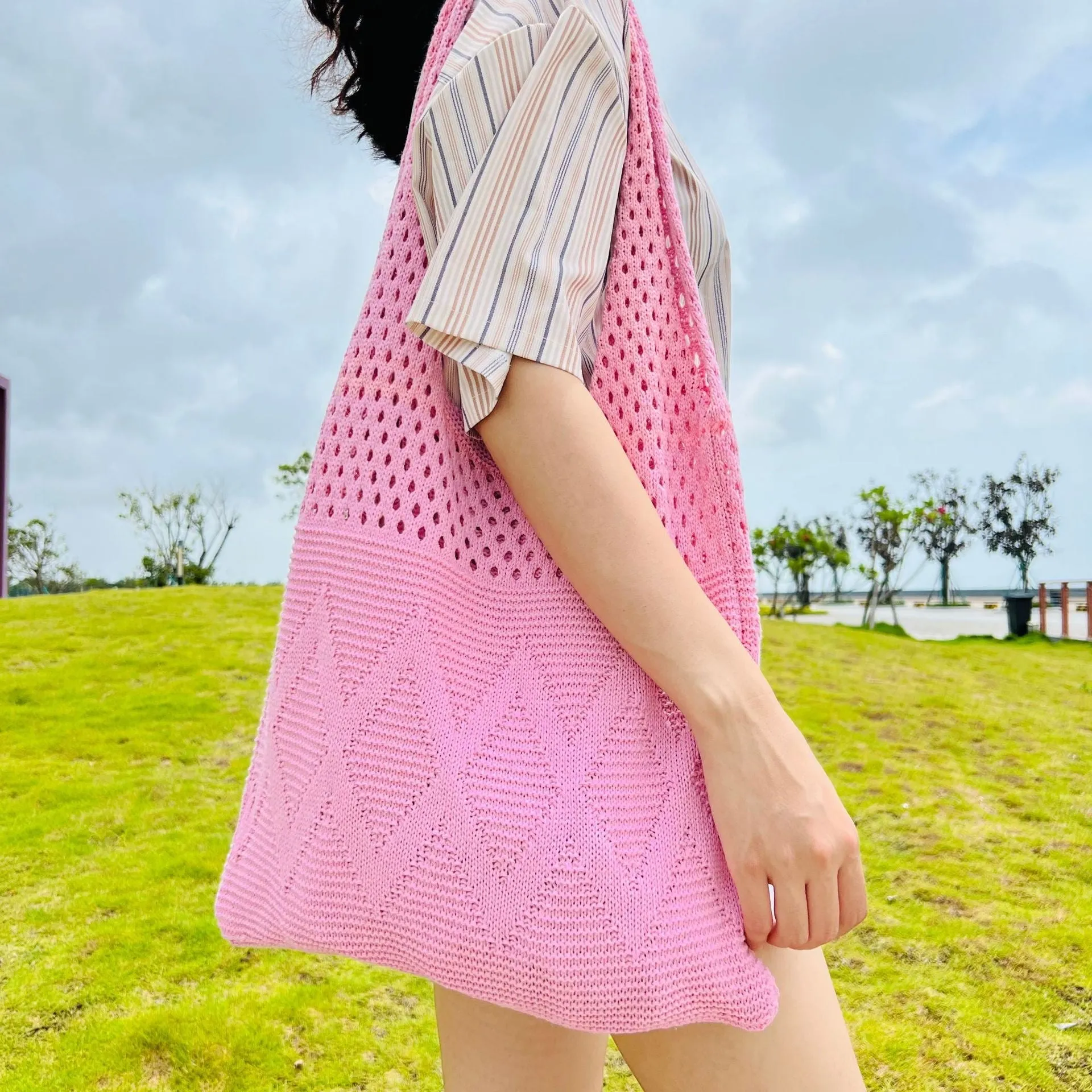 Artisan Crafted: Crochet Tote Bags for Unique Style
