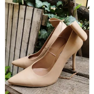 Back to Bow beige leather pumps