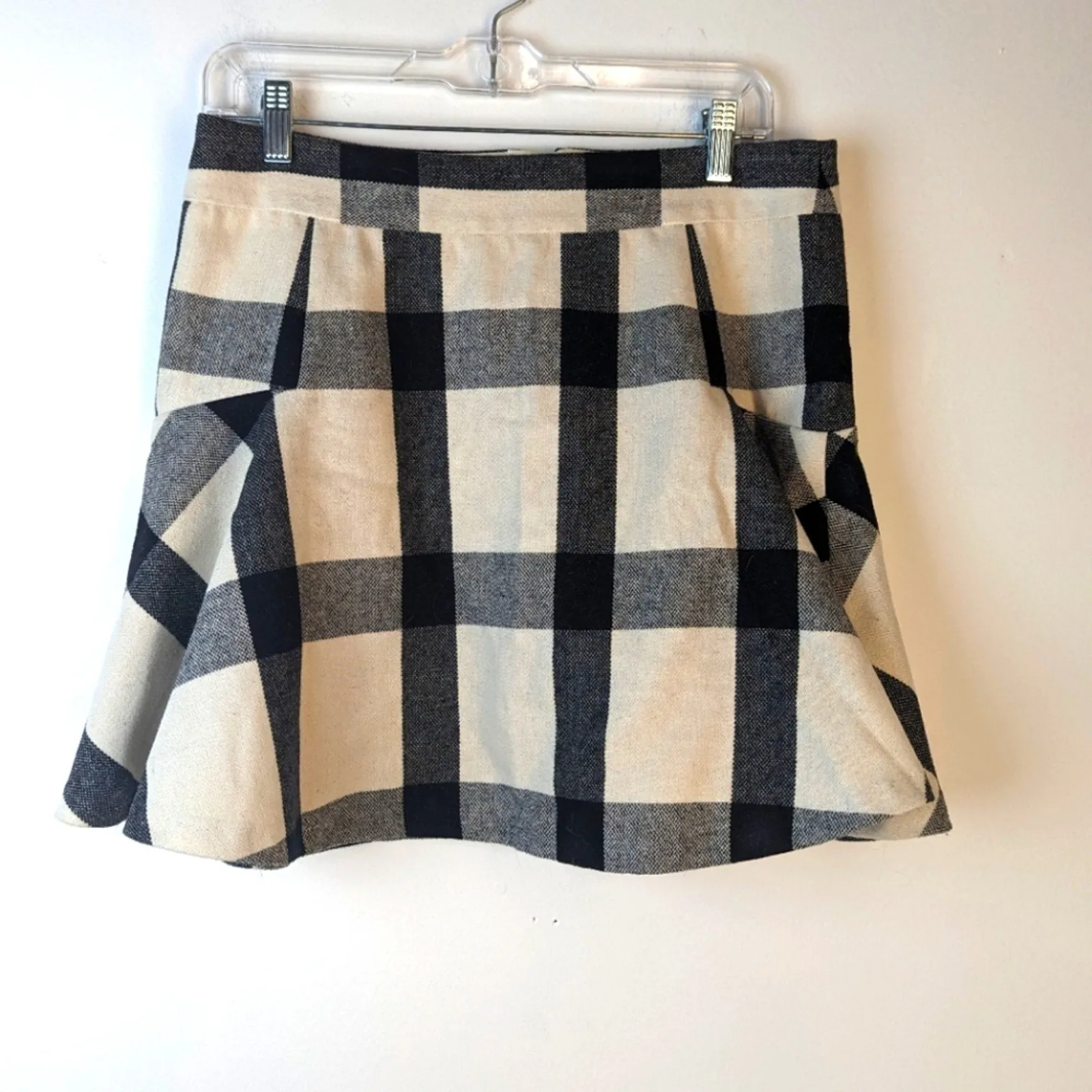 Banana Republic Plaid Fit and Flare Skirt / 8