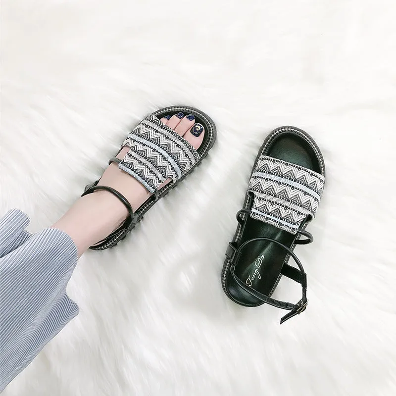 BOOPDO DESIGN GEOMETRIC CHUNKY FLAT SANDALS