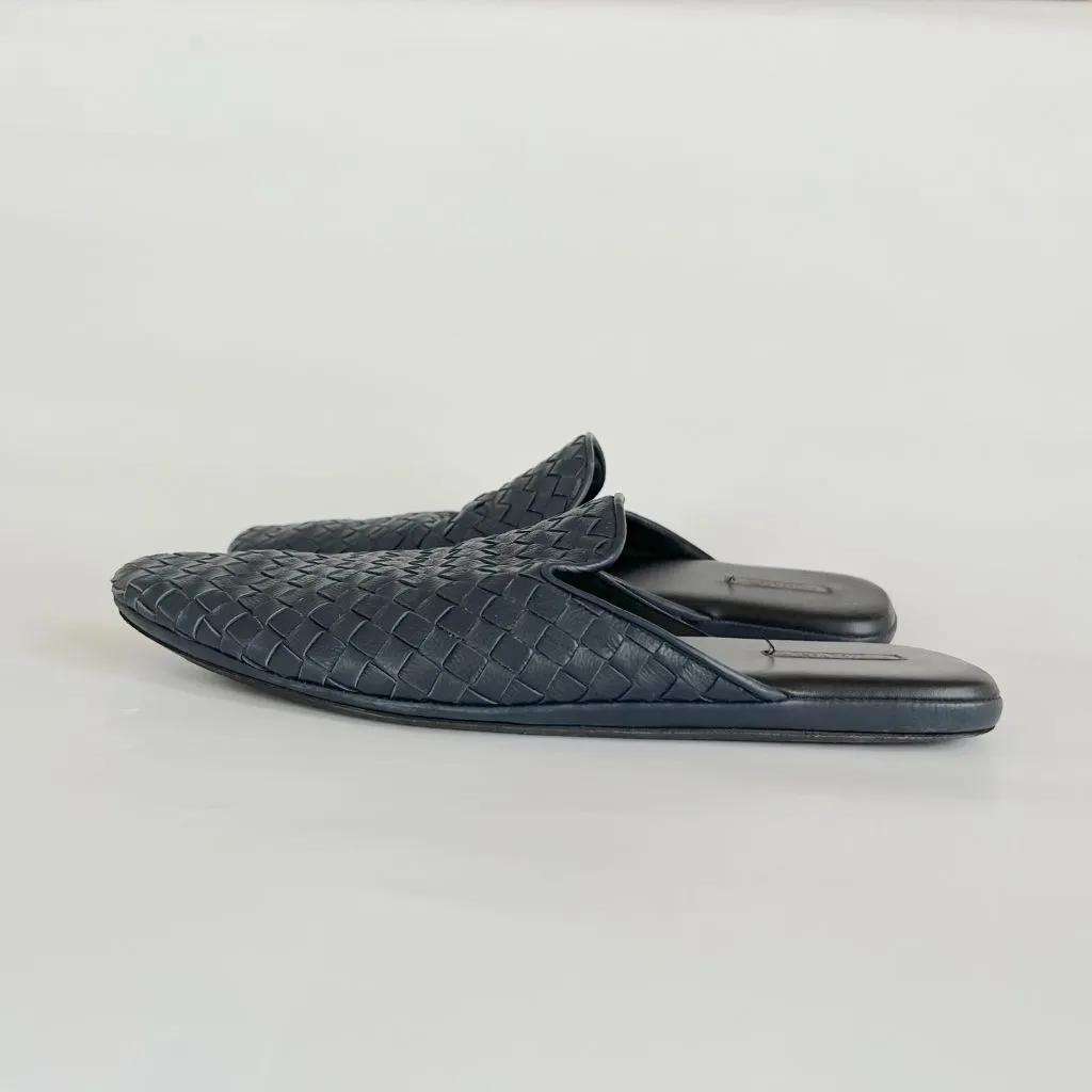 Bottega Veneta navy blue Intrecciato Leather Fiandra Flat Mules. 40