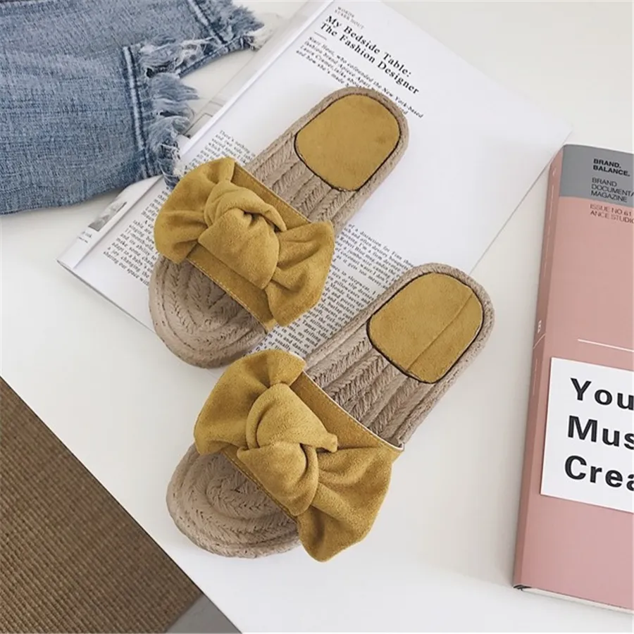 Bowknot Design Hempen Cord Flat Slippers