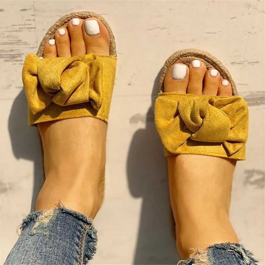 Bowknot Design Hempen Cord Flat Slippers