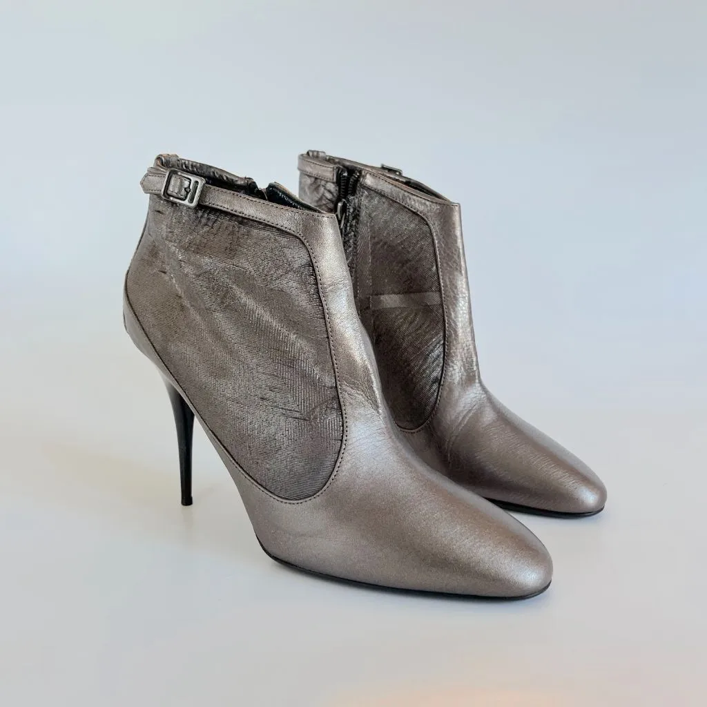 Burberry silver leather heeled boots, 41