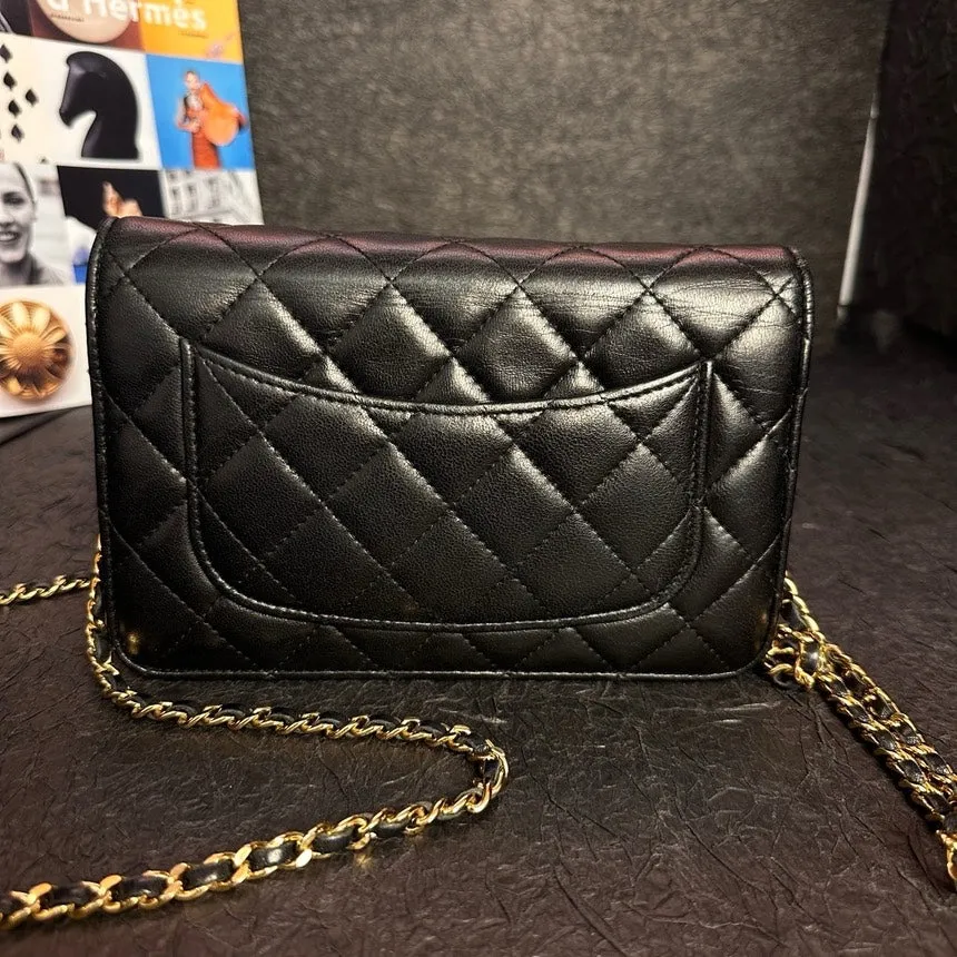Chanel Classic Flap Black Quilted Leather Bag 18cm