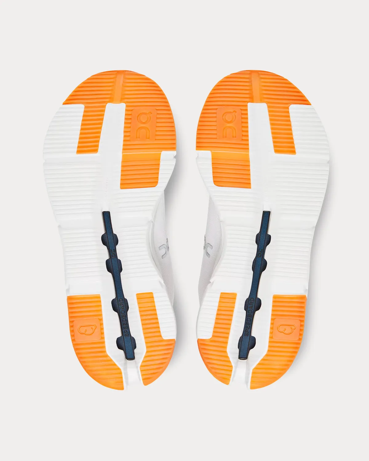 Cloudnova Form White / Heather Running Shoes