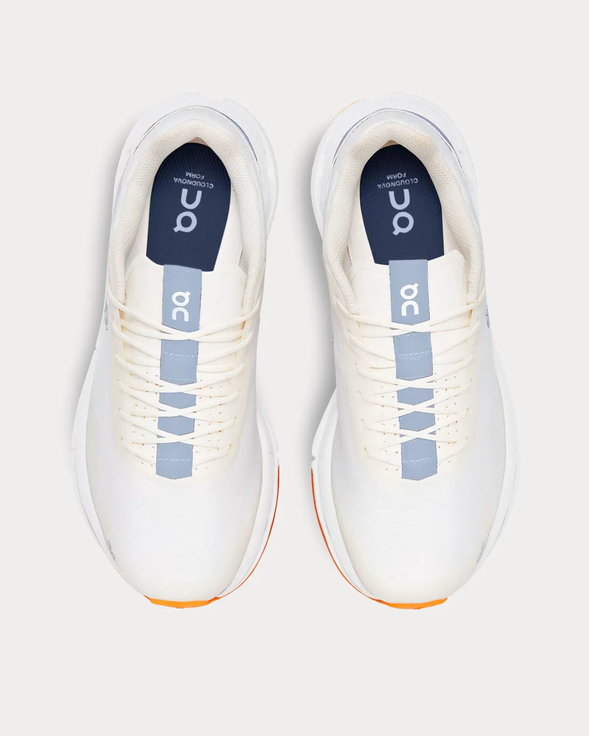 Cloudnova Form White / Heather Running Shoes