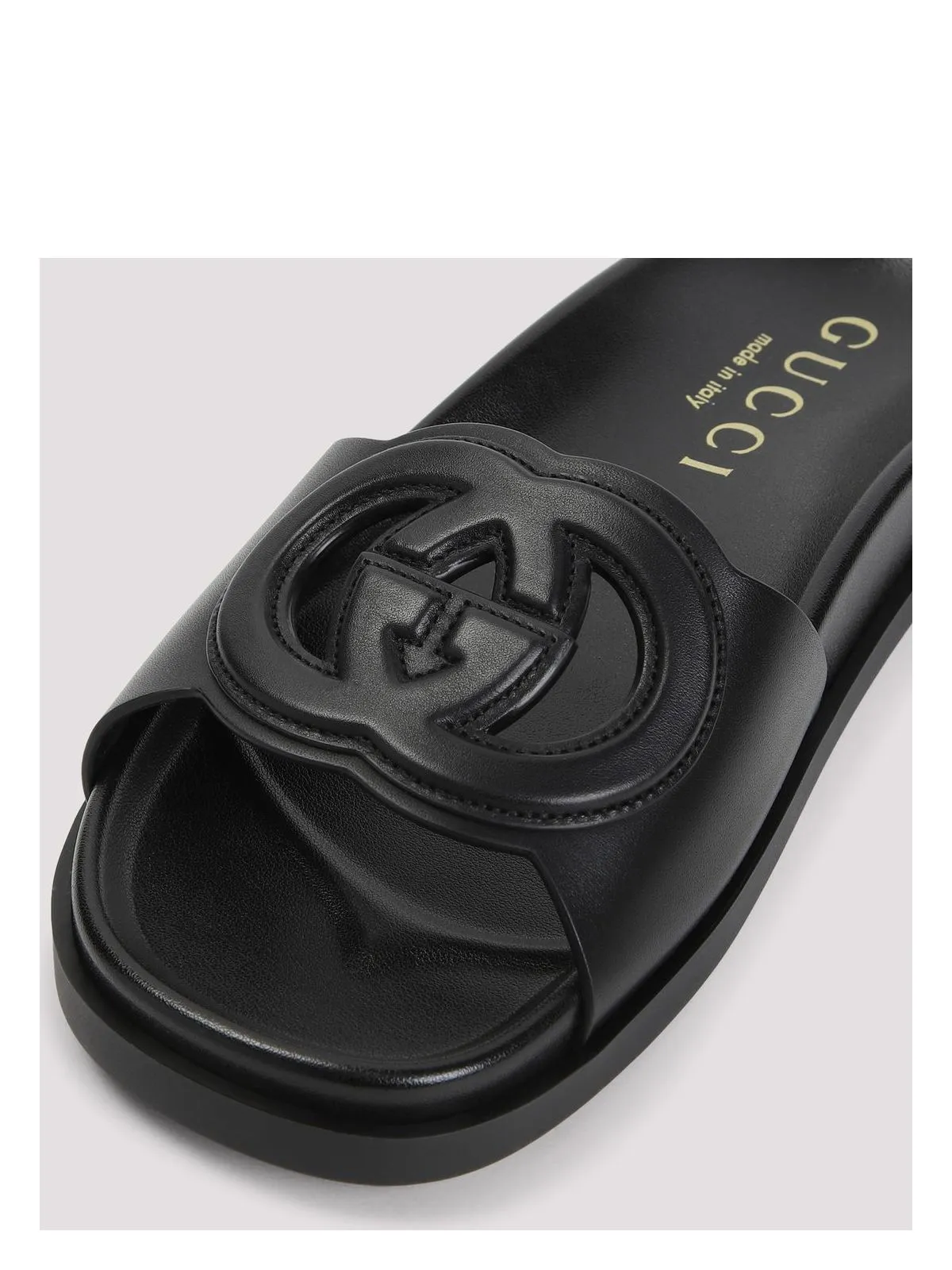 CUT FLAT SANDALS