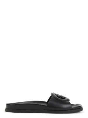 CUT FLAT SANDALS