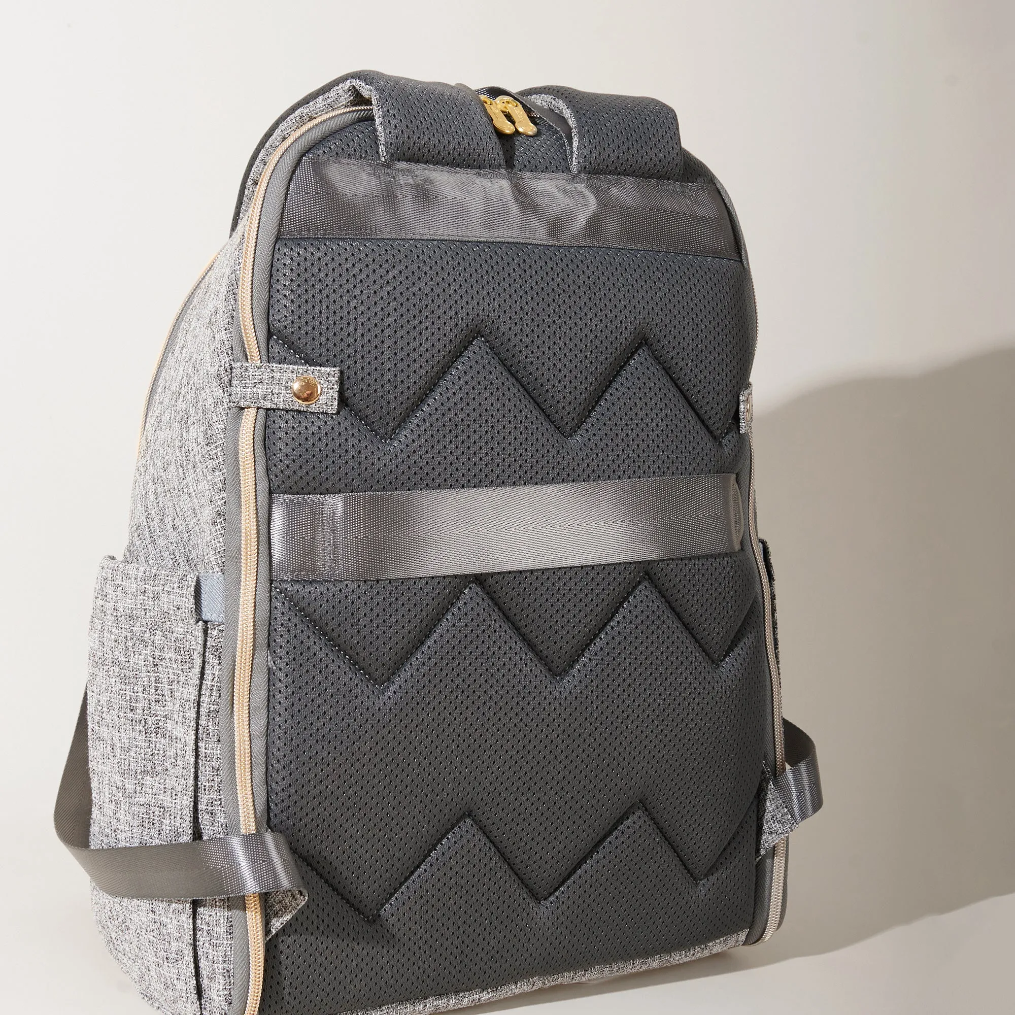 Diaper Bag Backpack: Foldable & Convenient for Travel