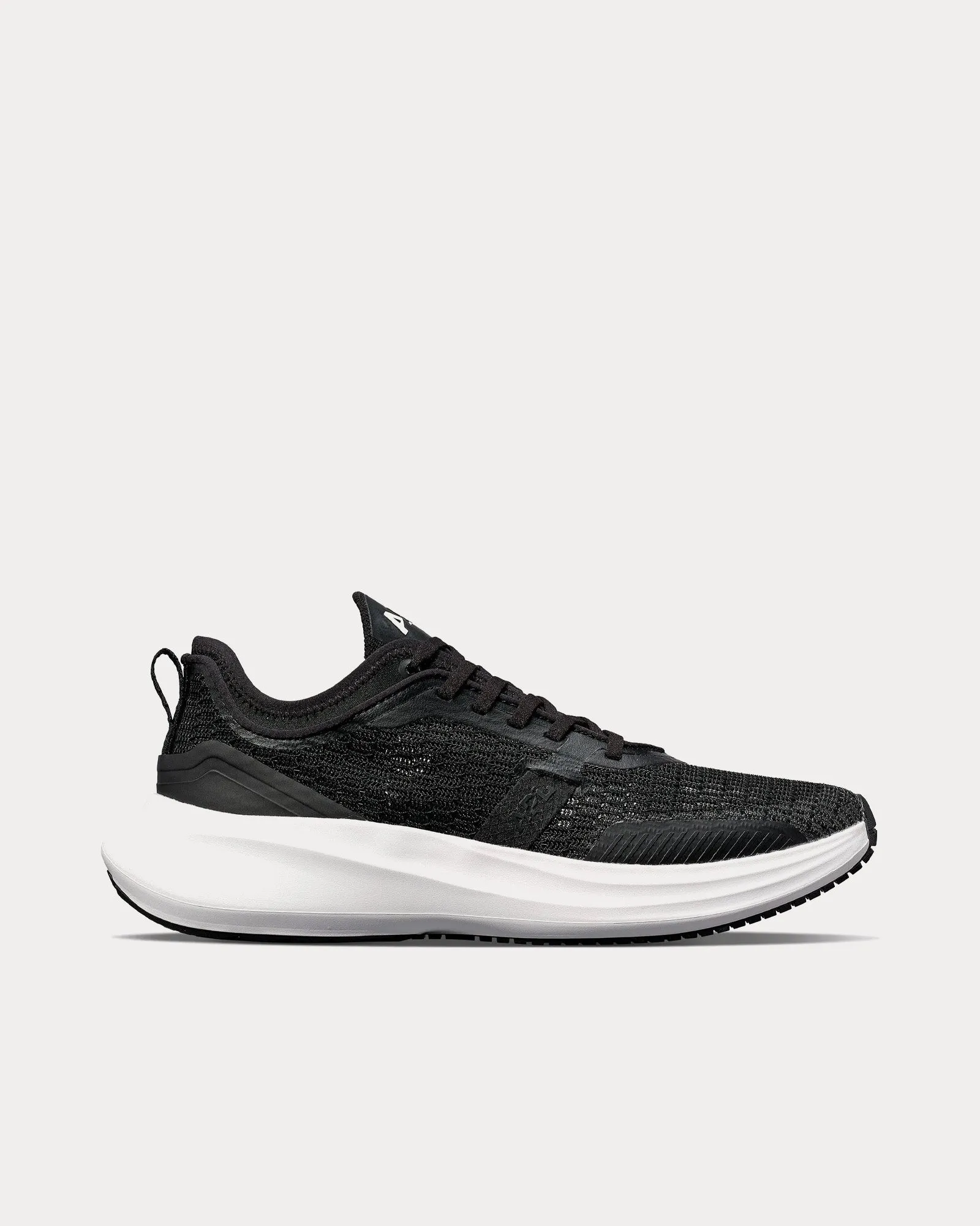 Euphoria Black / White Running Shoes