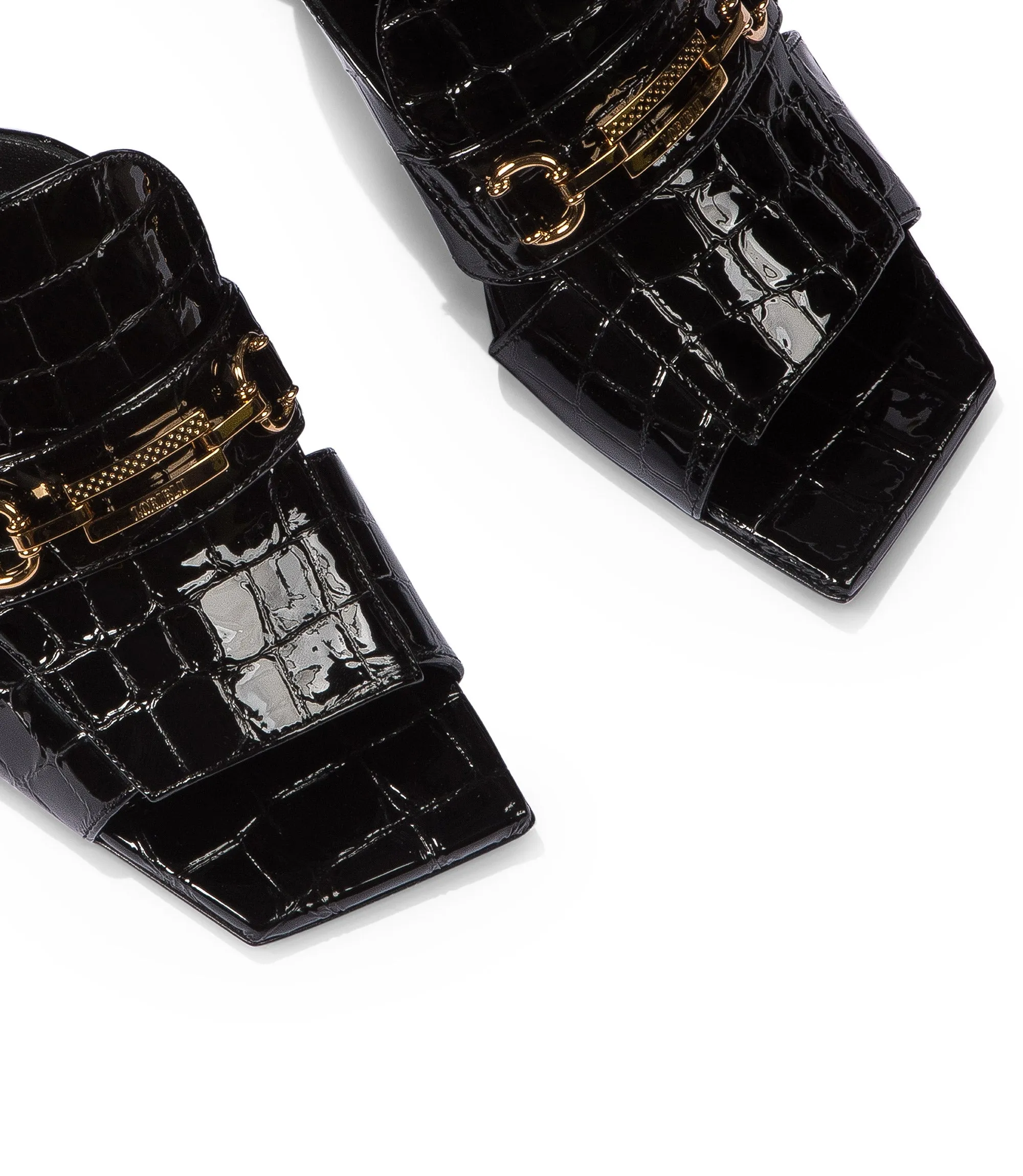 Logo-plaque black croco embossed patent leather mules