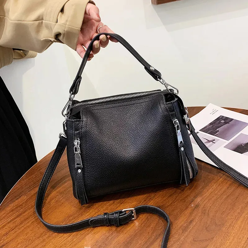 Luxe Voyager Shoulder Bag - Versatile Vegan Leather