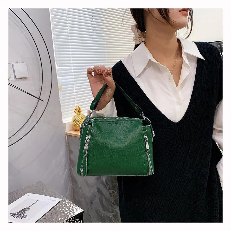 Luxe Voyager Shoulder Bag - Versatile Vegan Leather