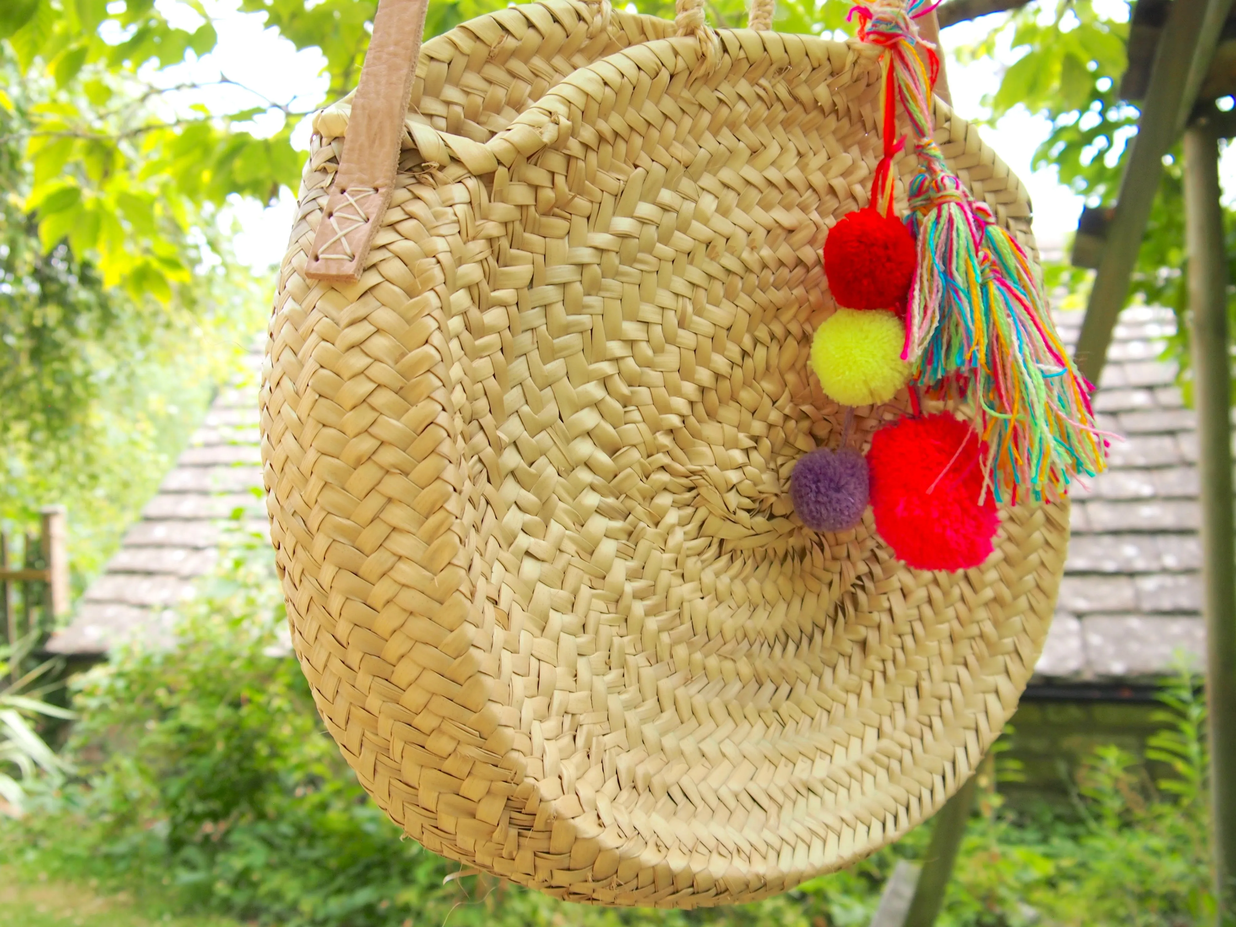 Moroccan Handmade Round Straw Basket With PomPom/Tassel