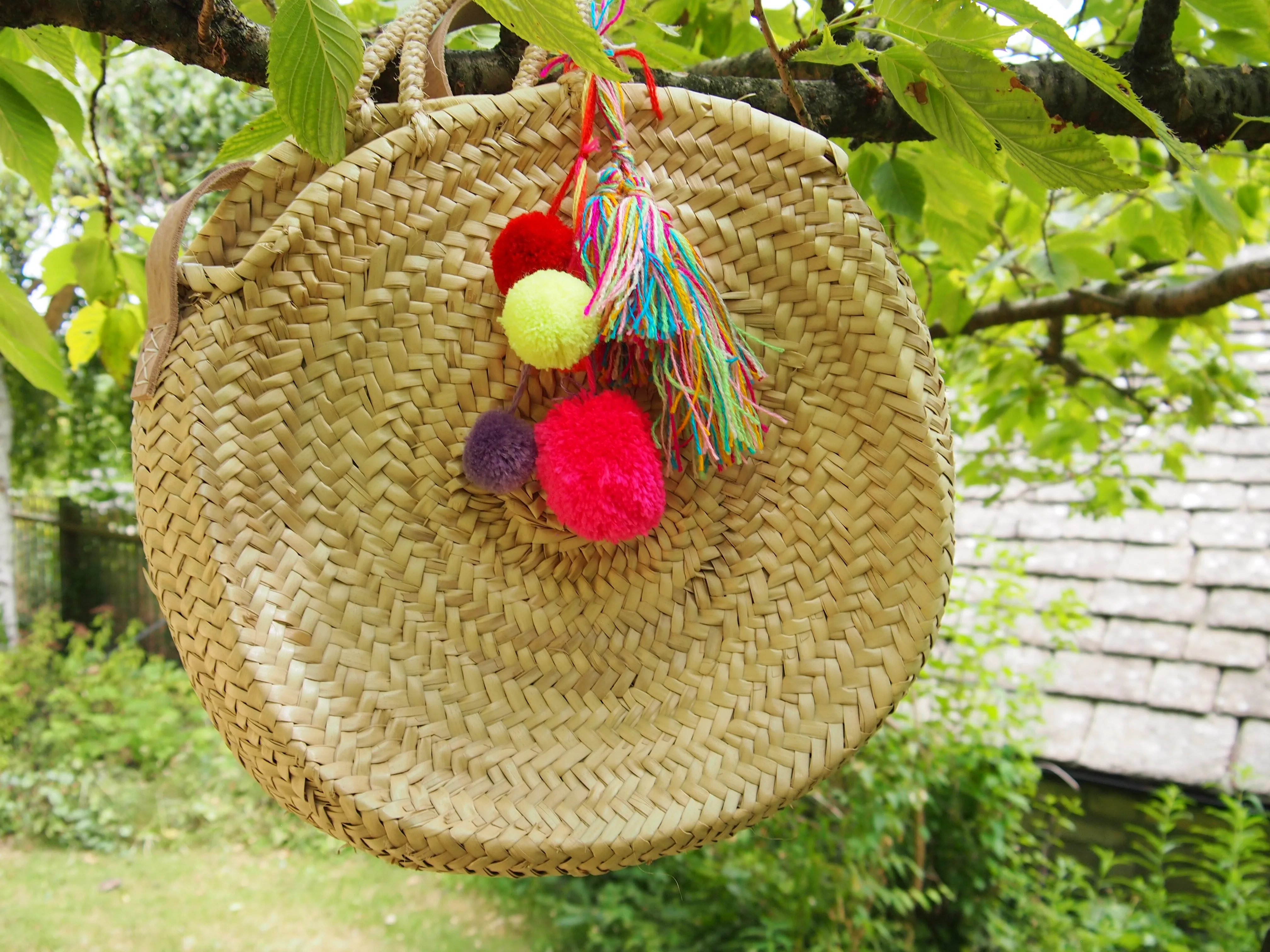 Moroccan Handmade Round Straw Basket With PomPom/Tassel