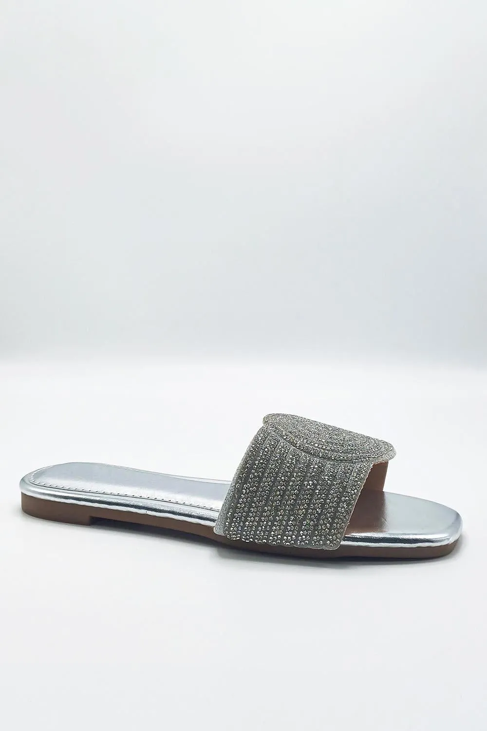 Nala Circle Detail Diamante Band Sliders in Silver