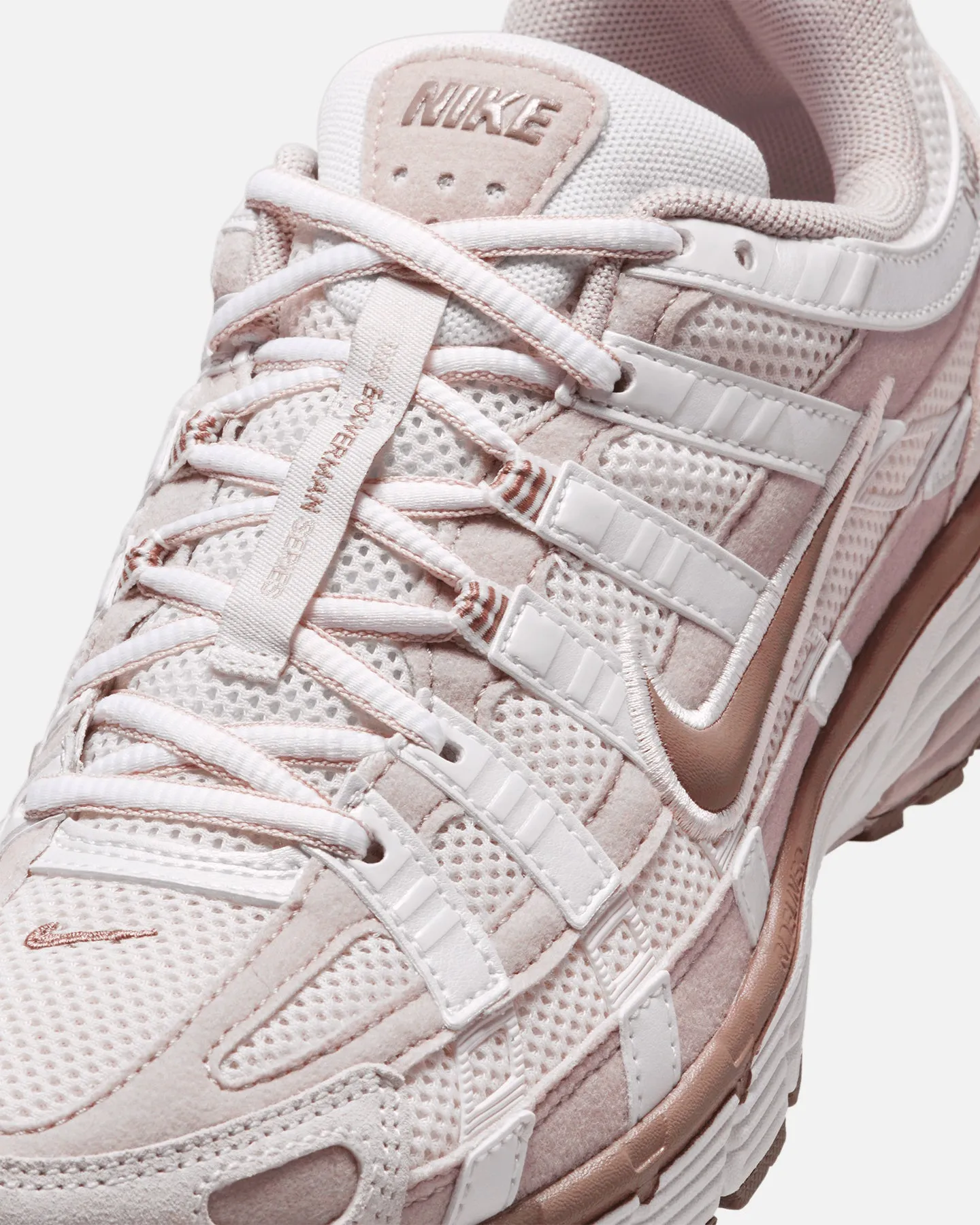 Nike Women's P-6000 Phantom