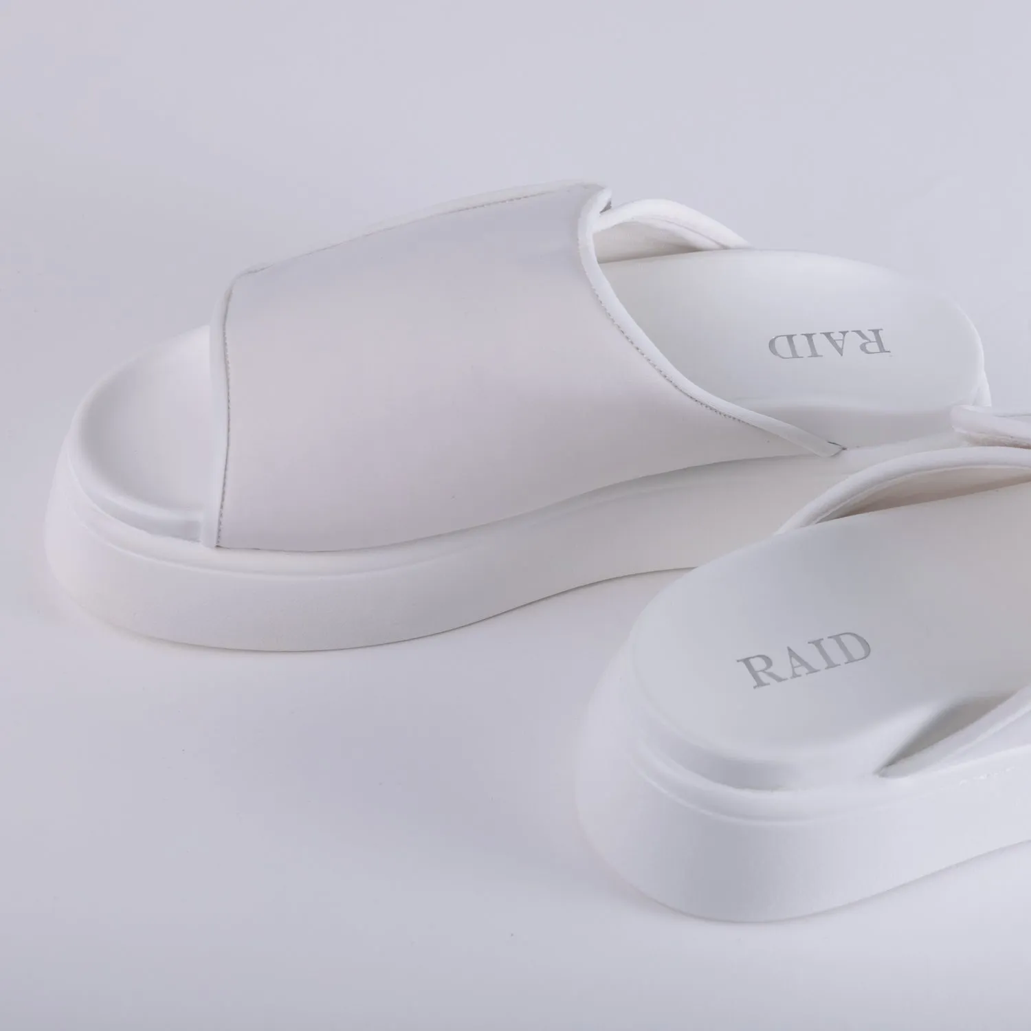 RAID Arvina Flatform Slider in Off White Lycra
