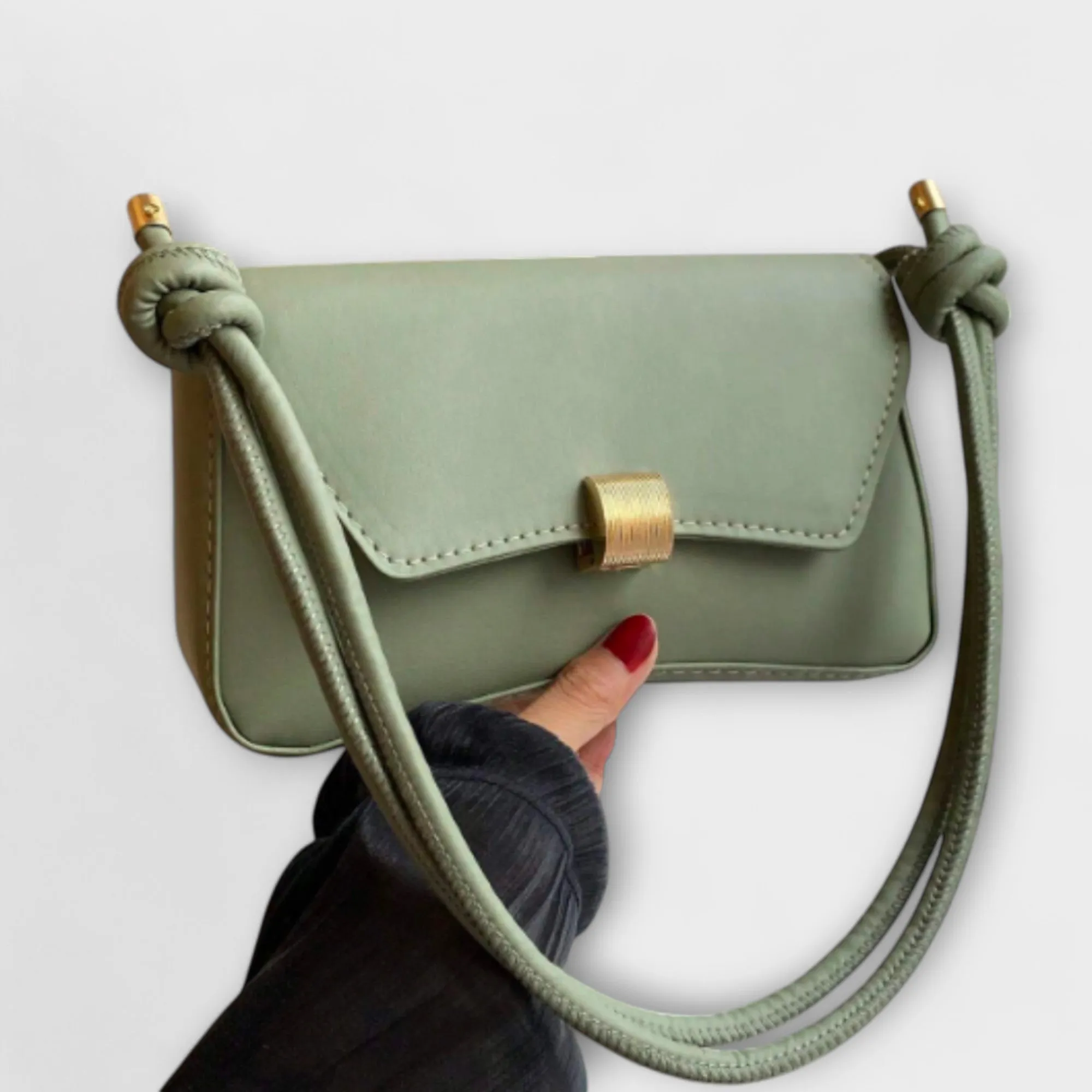 Retro-Inspired Clutch Purse