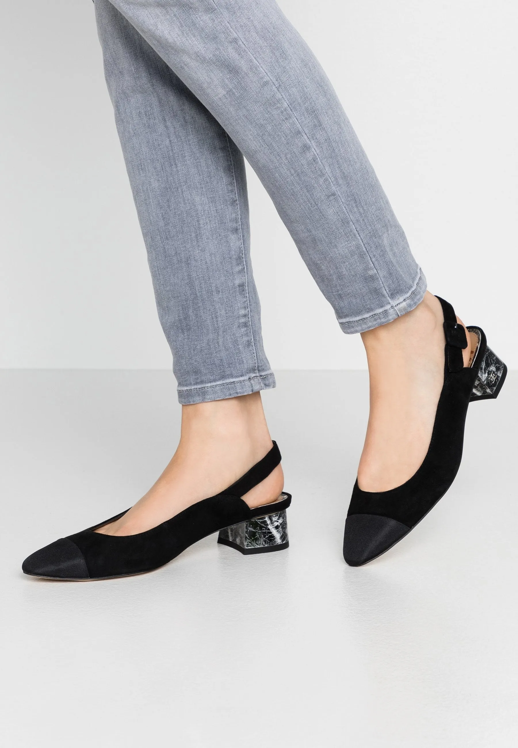 Sam Edelman Sadira Black Suede Snake Pointed Toe Slingback Block Heeled Pump