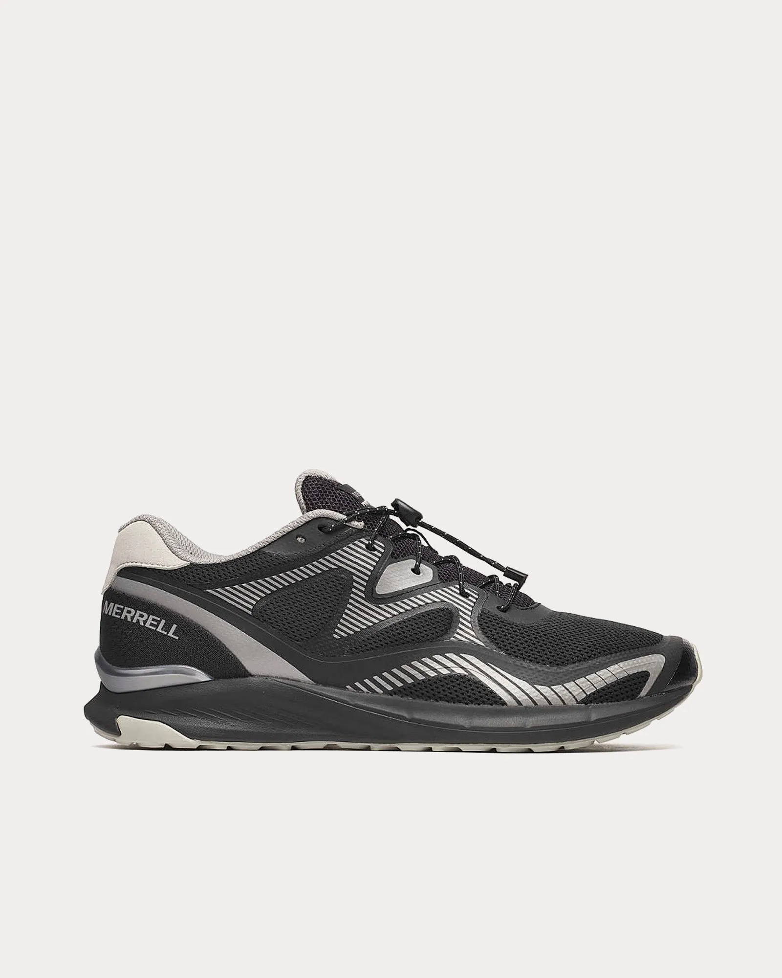 Skyquest Trek Black / Silver Low Top Sneakers