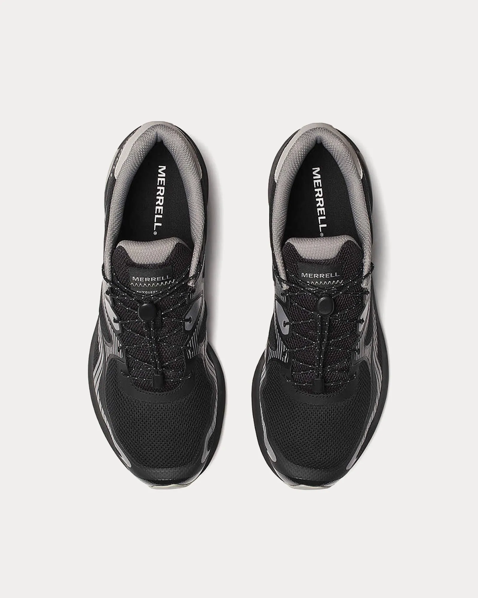 Skyquest Trek Black / Silver Low Top Sneakers