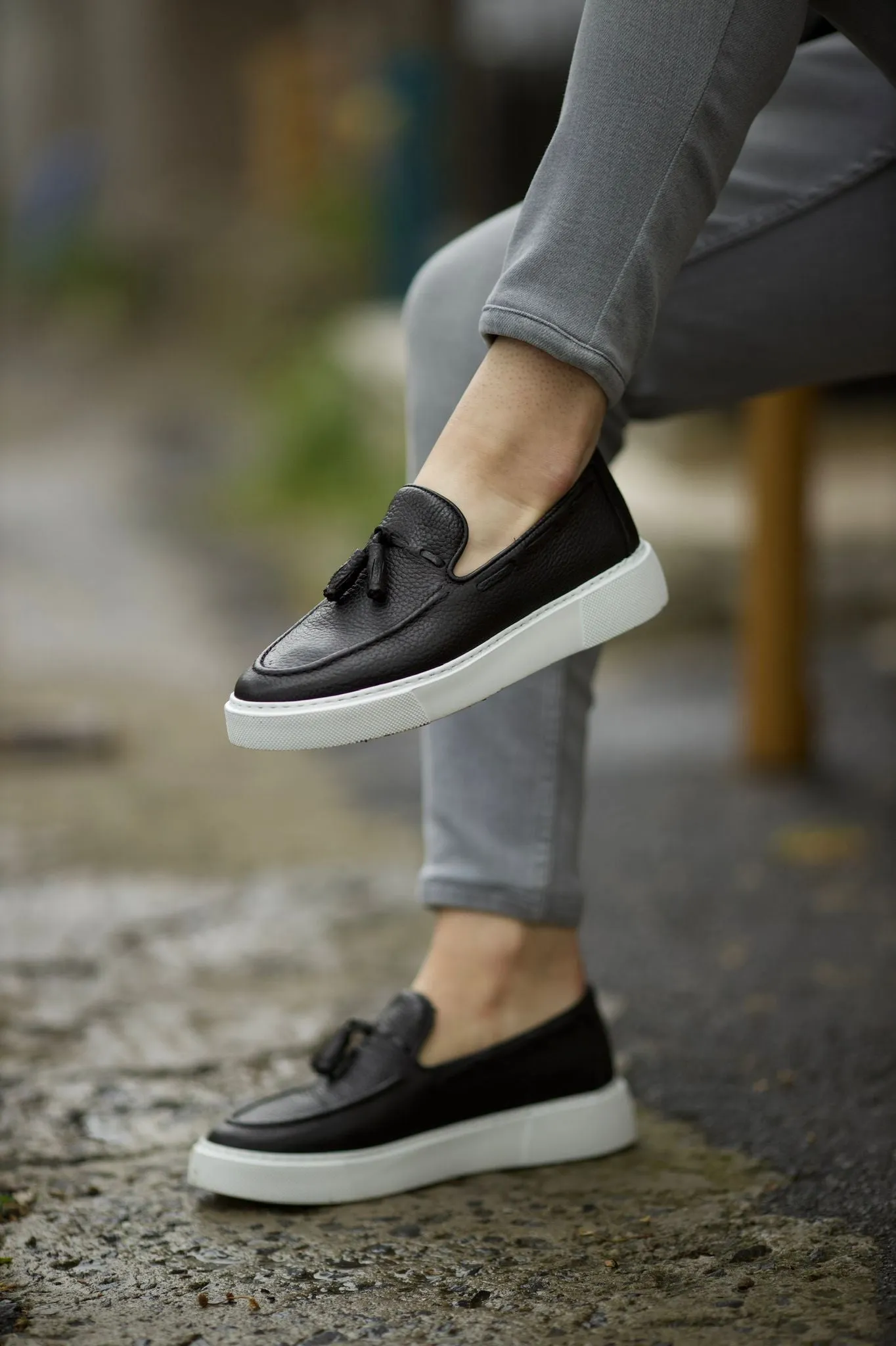 Stanley Eva Sole Tasseled Detail Black Shoes