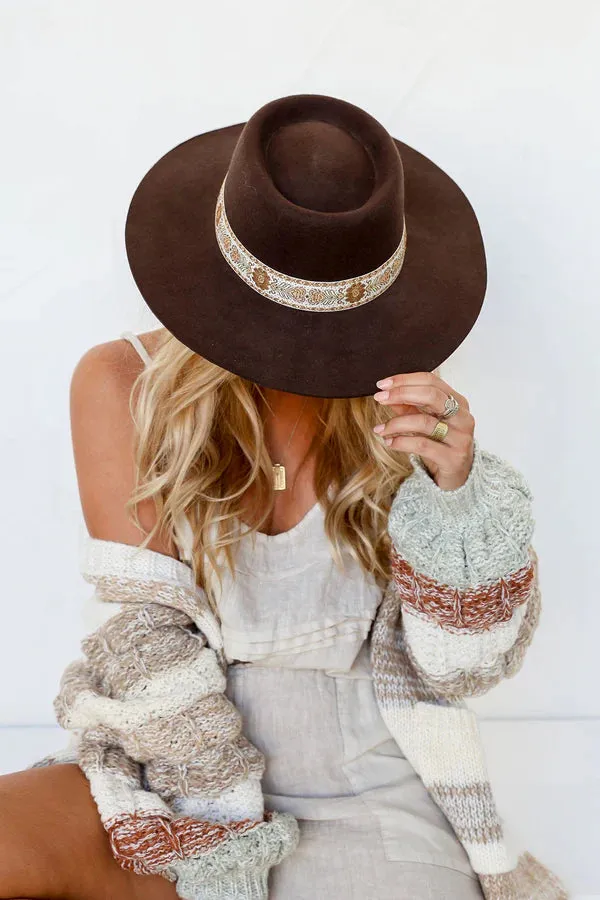 STRUCTURED FLAT WIDE BRIM HAT WITH BRAID DETAIL - CHOCOLATE