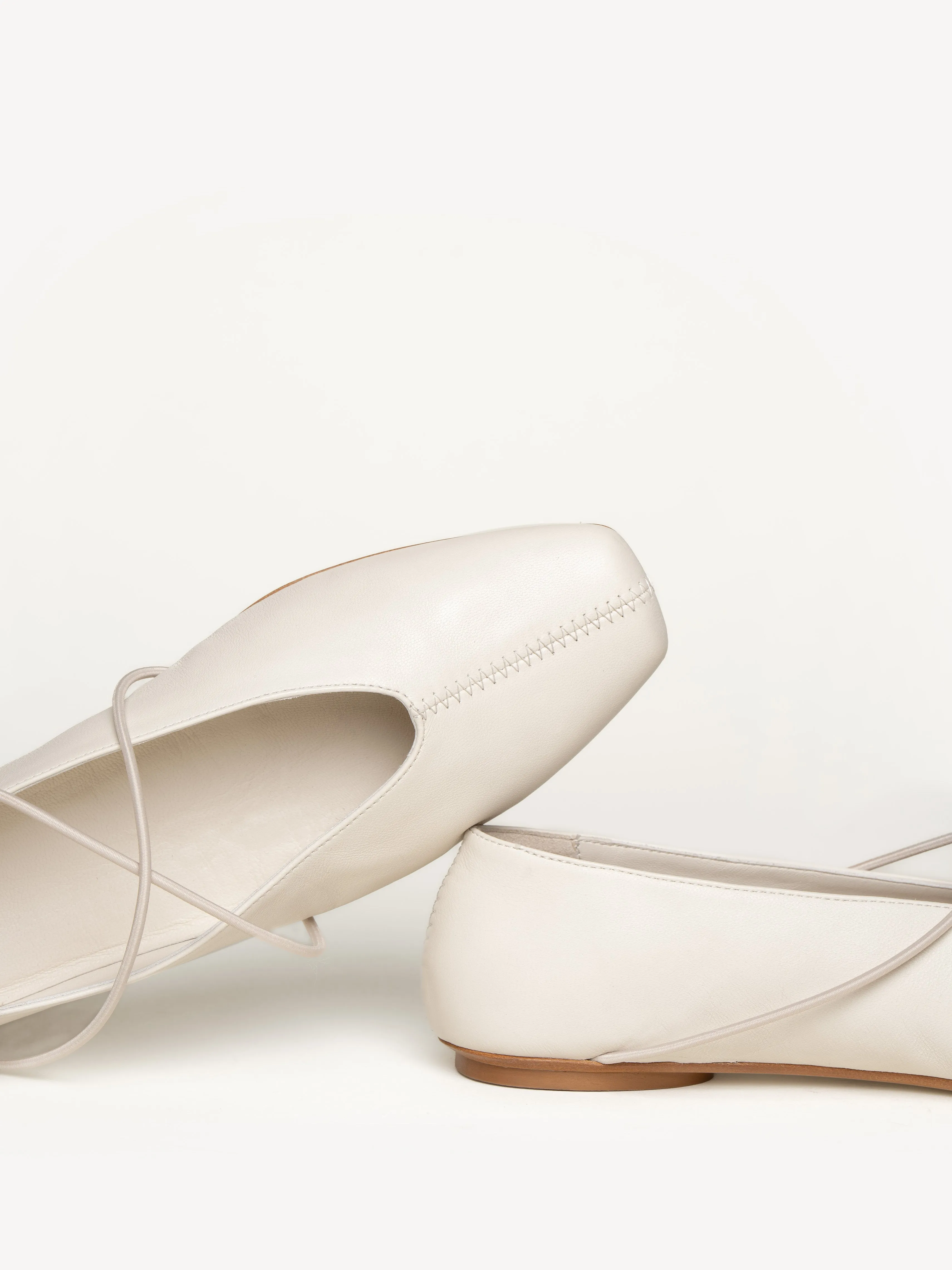 The Una (Sample Sale)