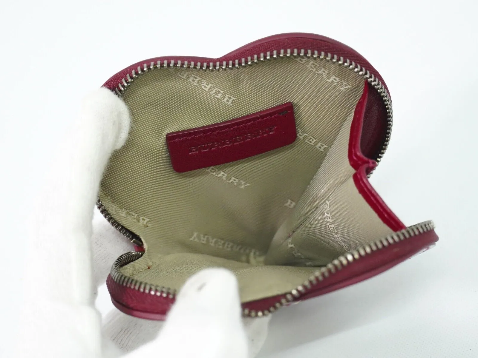 Trendy Inspired Burberry Heart Wallet