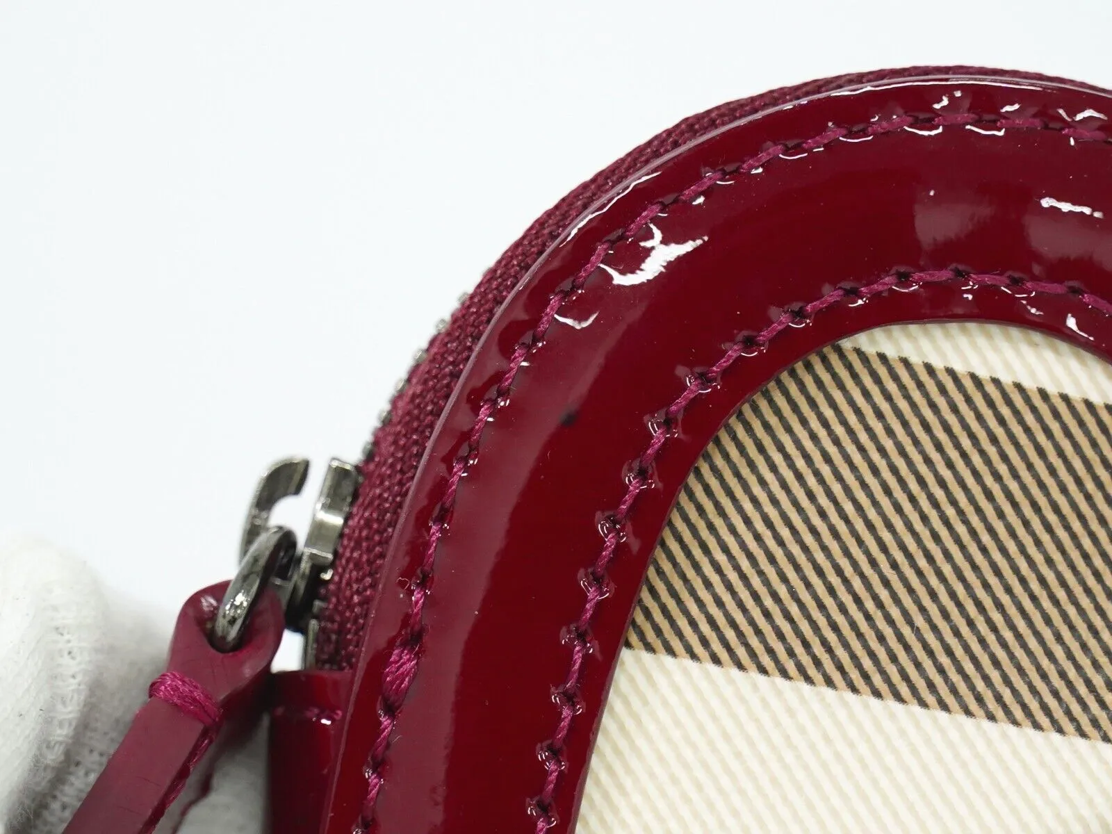 Trendy Inspired Burberry Heart Wallet