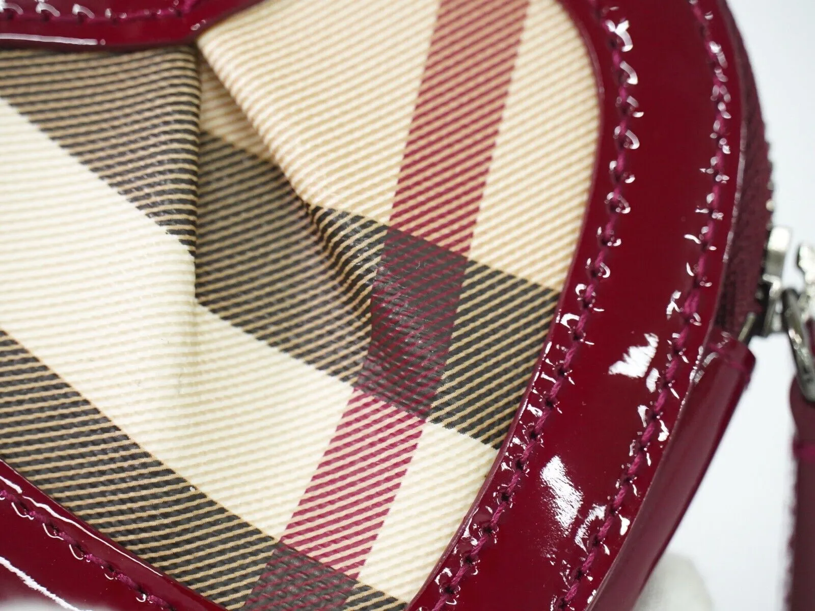 Trendy Inspired Burberry Heart Wallet