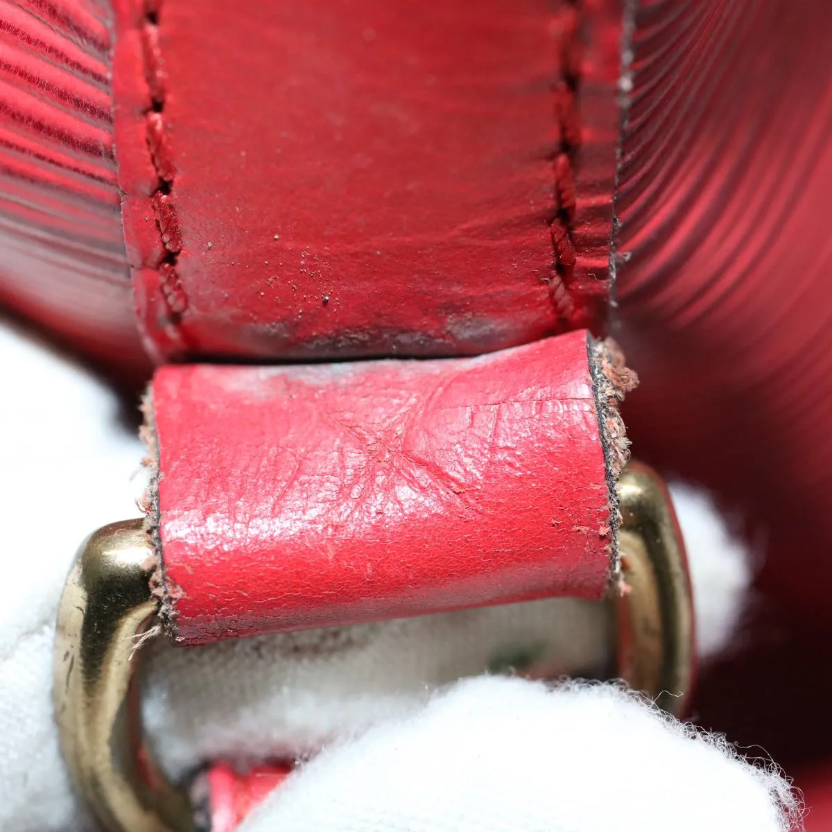Trendy Inspired Louis Vuitton Epi Petit Noe Shoulder Bag Red M44107 Lv Auth 53986