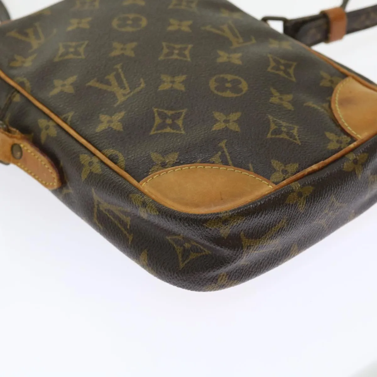 Trendy Inspired Louis Vuitton Monogram Danube Shoulder Bag M45266 Lv Auth 55053