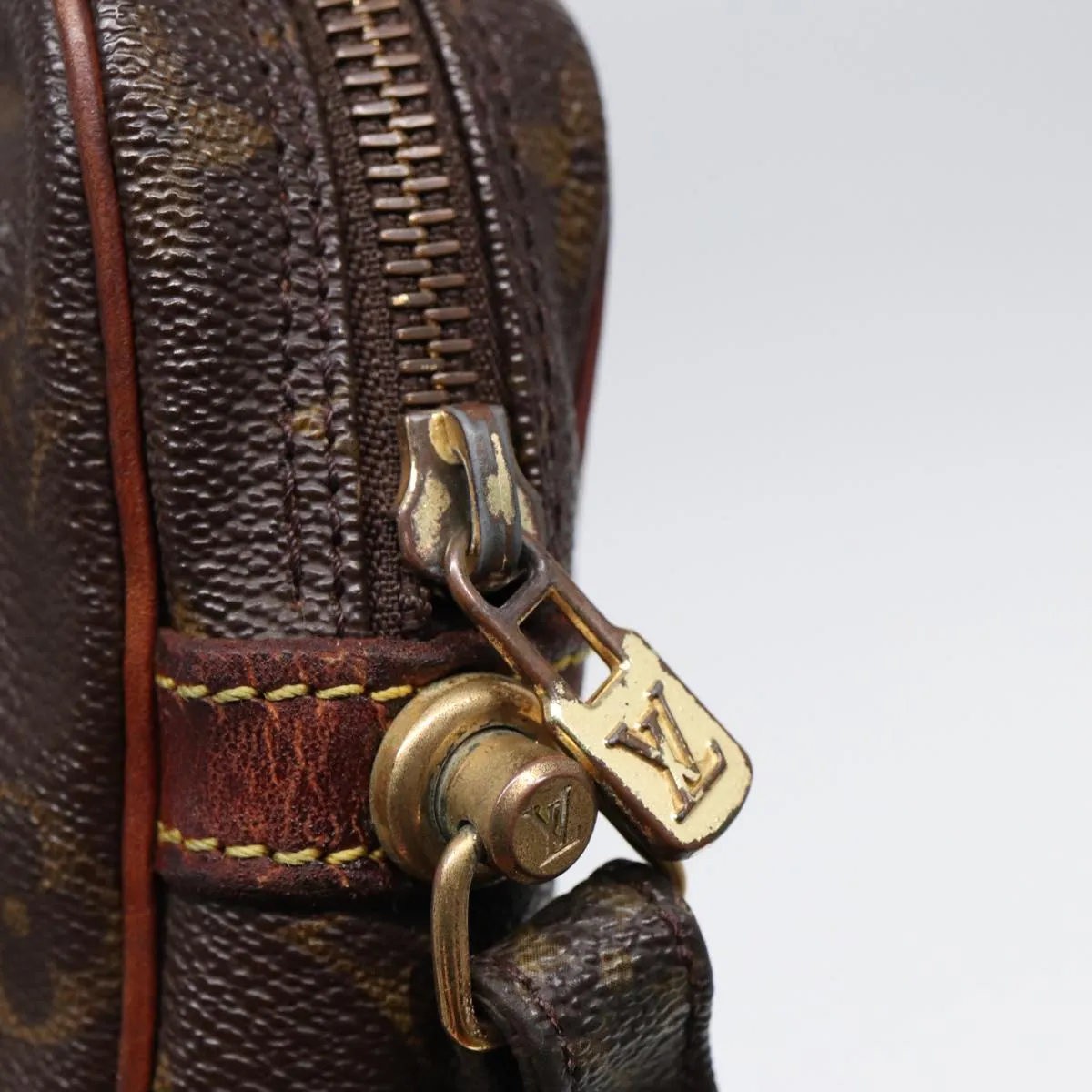 Trendy Inspired Louis Vuitton Monogram Marly Dragonne Gm Clutch Bag M51825 Lv Auth 84686