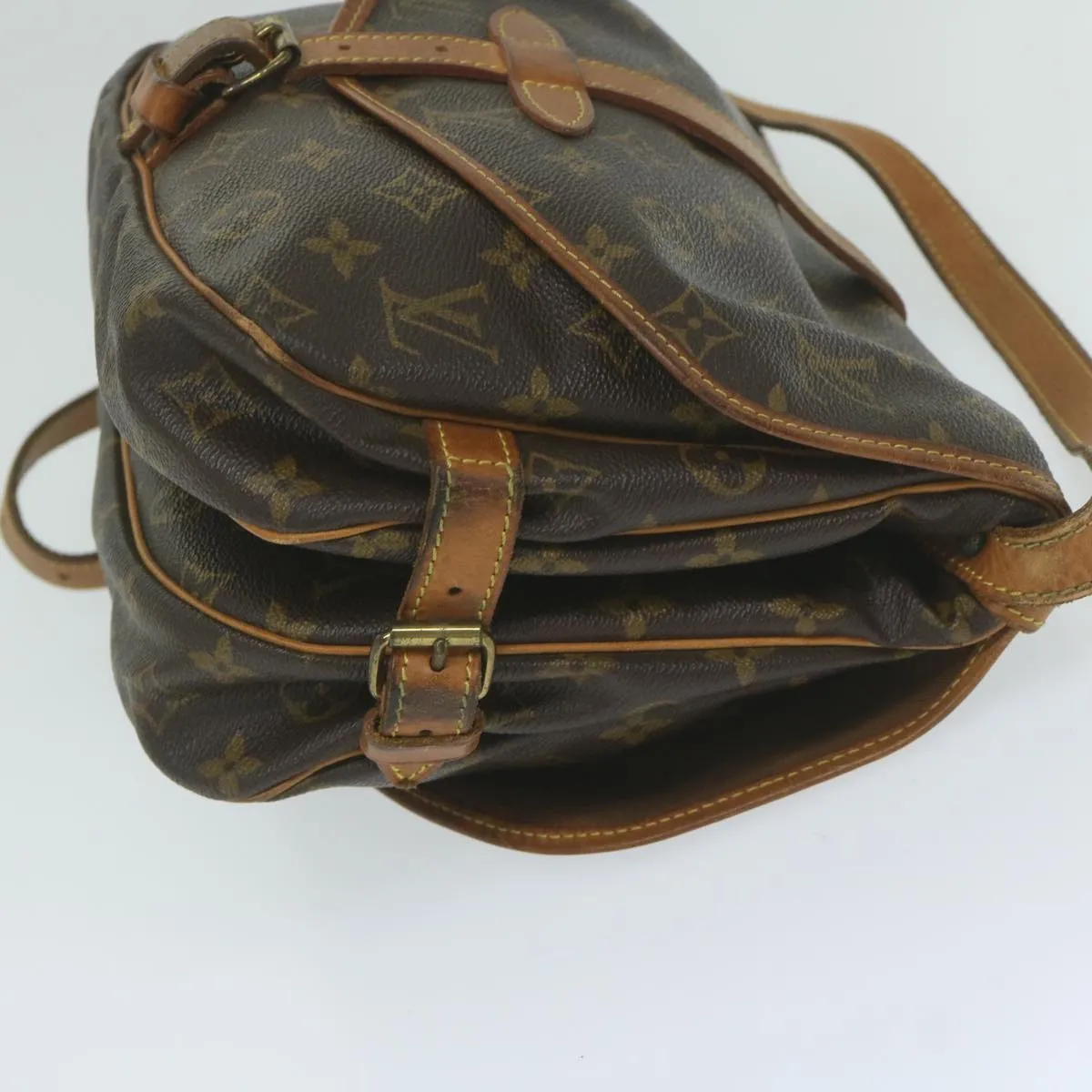 Trendy Inspired Louis Vuitton Monogram Saumur 30 Shoulder Bag M42256 Lv Auth Am5348