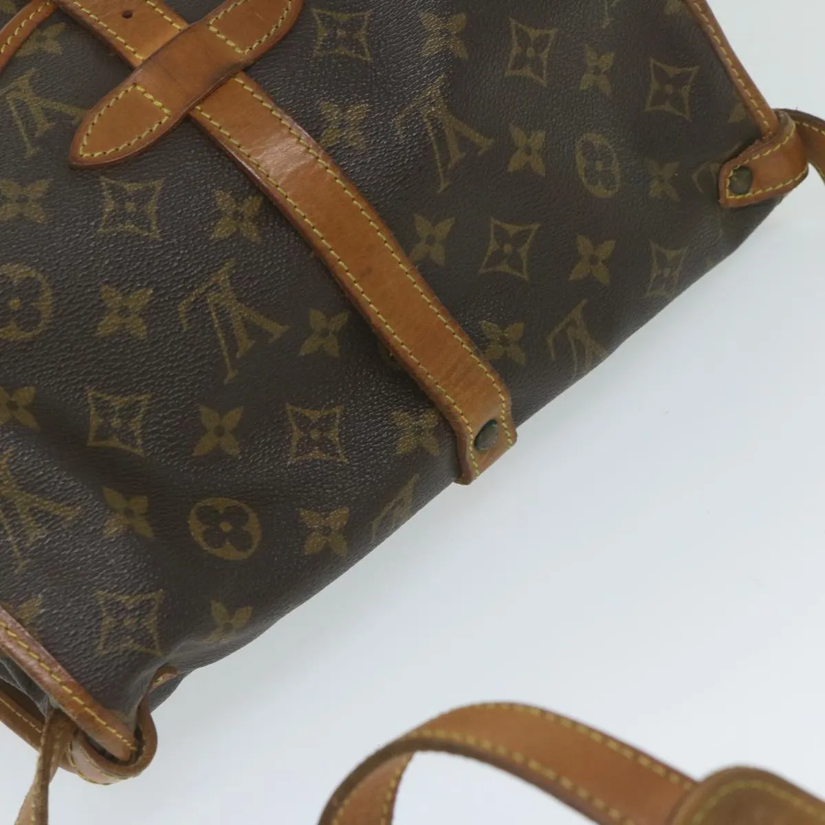 Trendy Inspired Louis Vuitton Monogram Saumur 30 Shoulder Bag M42256 Lv Auth Am5348