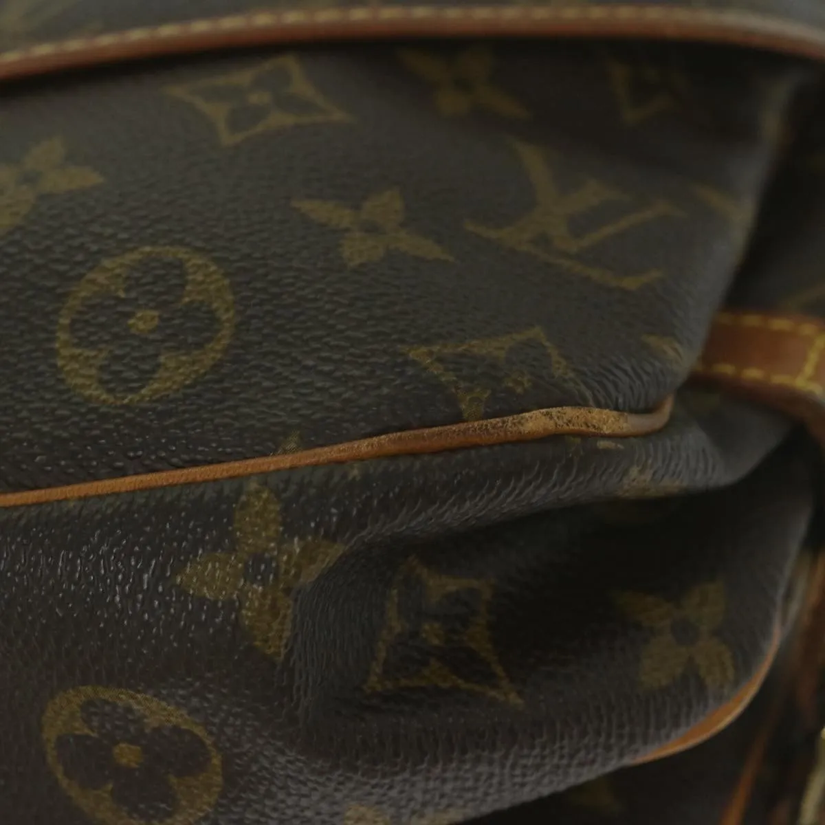 Trendy Inspired Louis Vuitton Monogram Saumur 30 Shoulder Bag M42256 Lv Auth Am5348