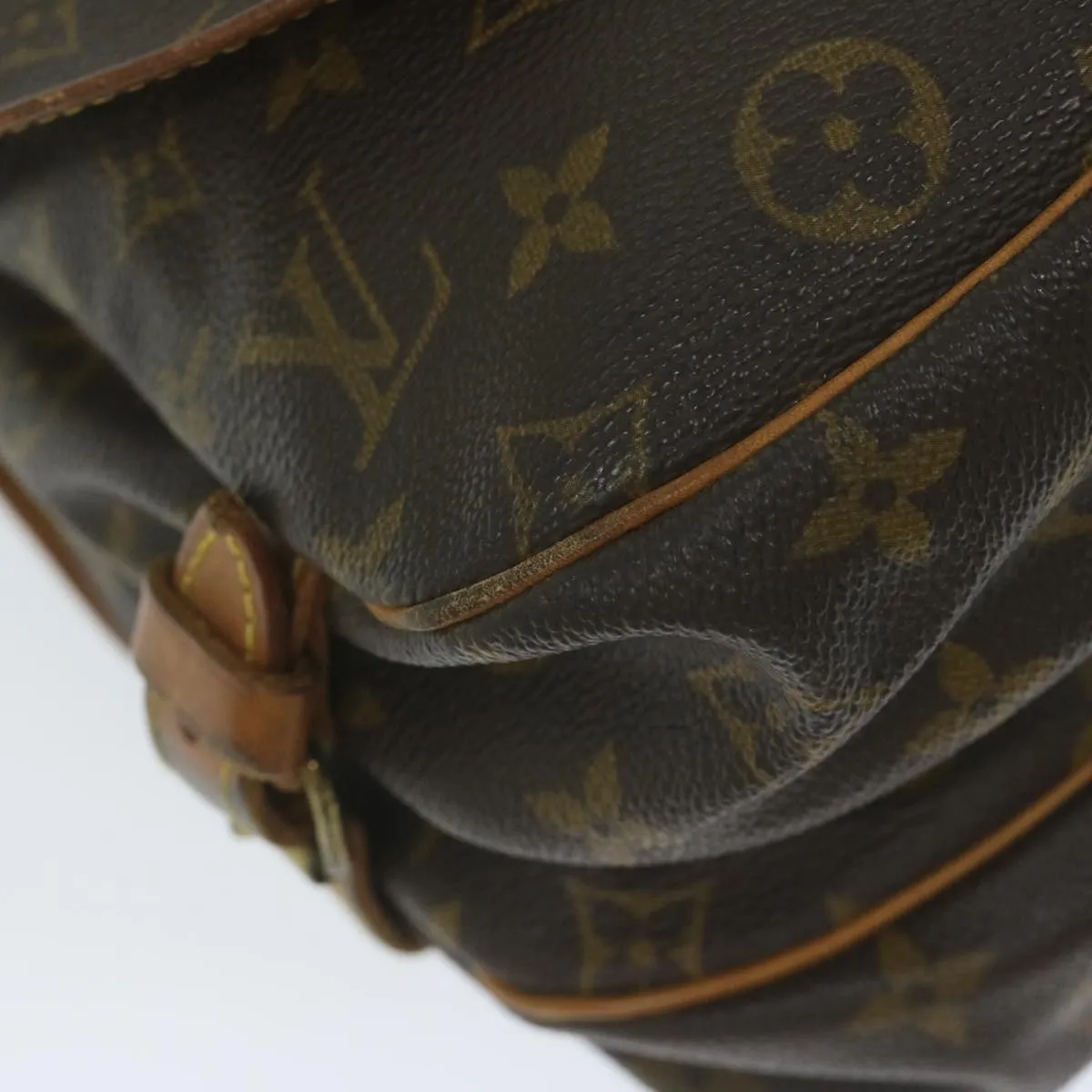 Trendy Inspired Louis Vuitton Monogram Saumur 30 Shoulder Bag M42256 Lv Auth Am5348