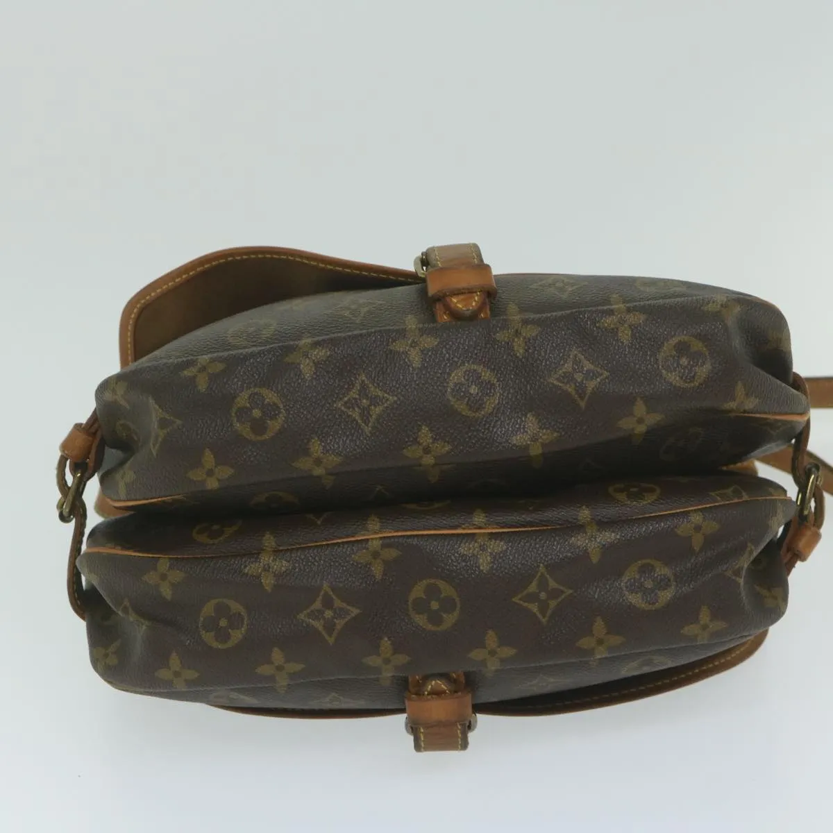 Trendy Inspired Louis Vuitton Monogram Saumur 30 Shoulder Bag M42256 Lv Auth Am5348